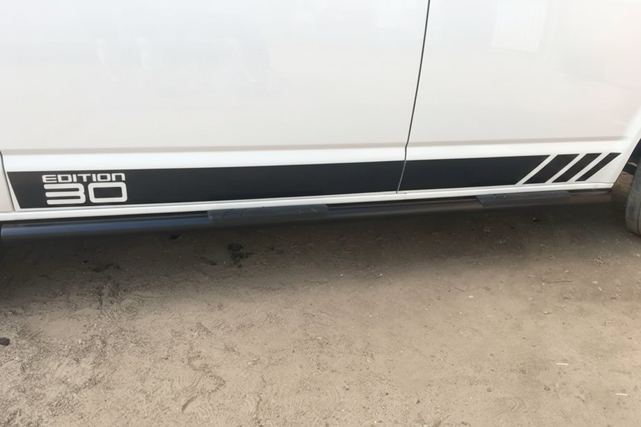 Volkswagen T5 Transporter 2003-2010 Rury Boczne Black (2 szt., stal nierdzewna) Zdjęcia 11