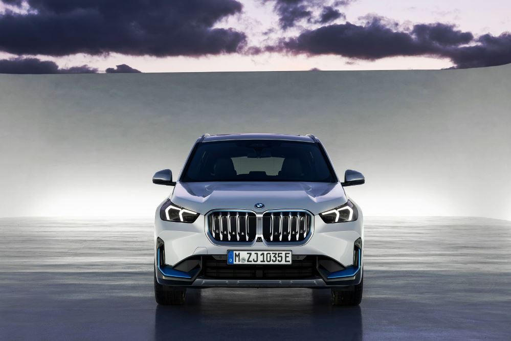 Test BMW iX1 (U11): Kompaktowy elektryczny crossover klasy premium
