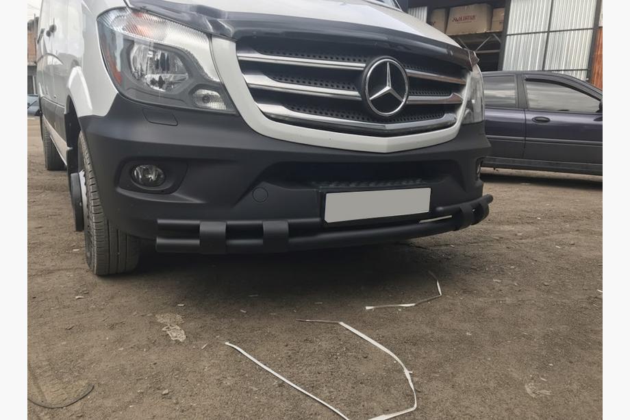 Mercedes Sprinter W906 2006–2018 Przedni Dolny Pałąk Shark Black (Stal Nierdzewna) 2006-2013 Image