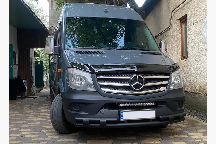 Mercedes Sprinter W906 2006–2018 Przedni Dolny Pałąk Shark Black (Stal Nierdzewna) Zdjęcia 2