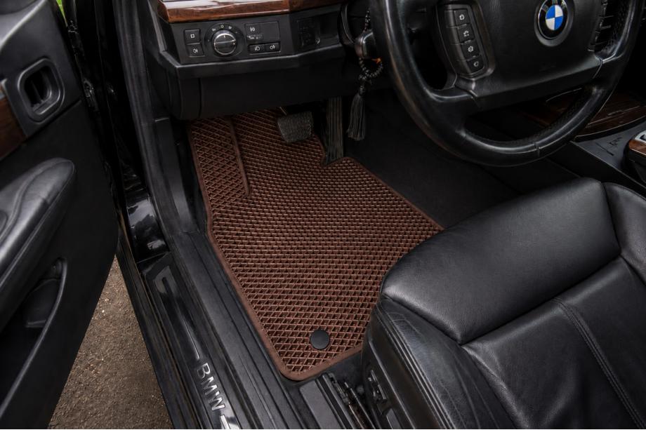 BMW 7 Series E65/66 2001-2008 Dywaniki EVA (do E66, brązowe) Image