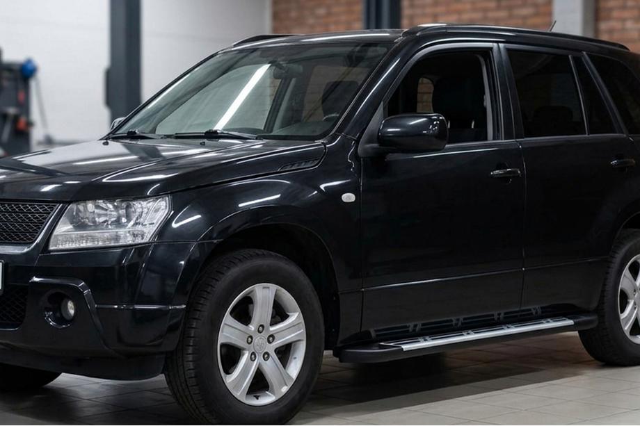 Suzuki Grand Vitara 2005-2017 Progi Boczné Sunrise (2 szt., Aluminium) Image