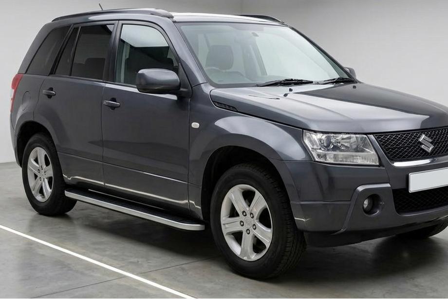 Suzuki Grand Vitara 2005-2017 Progi Boczne Tayga Grey (2 szt., Aluminium) Image
