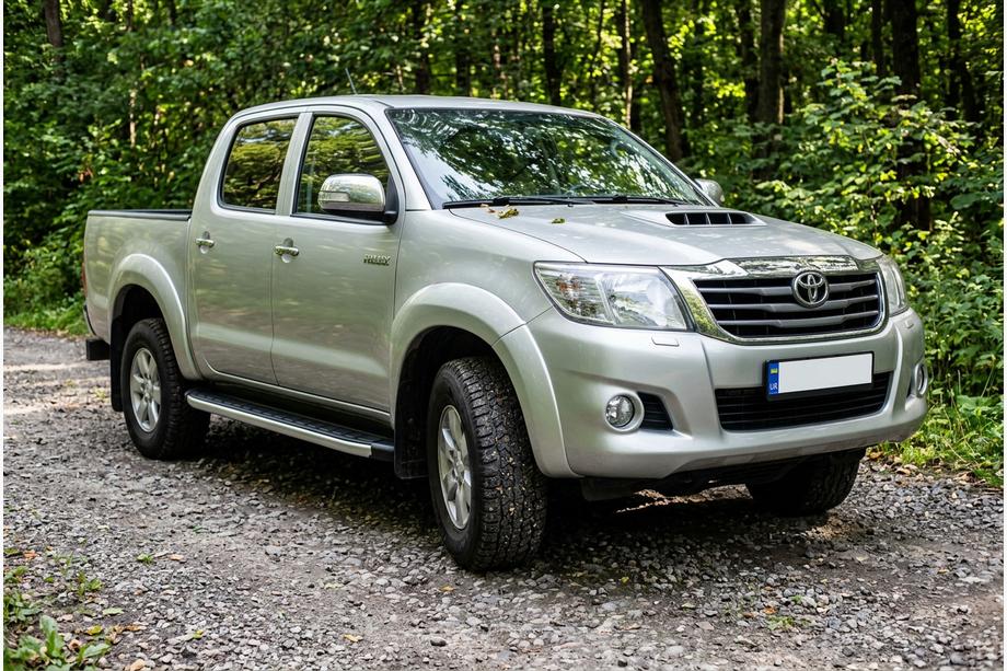 Toyota Hilux 2006-2015 Progi Boczné Fullmond (2 szt., Aluminium) Image