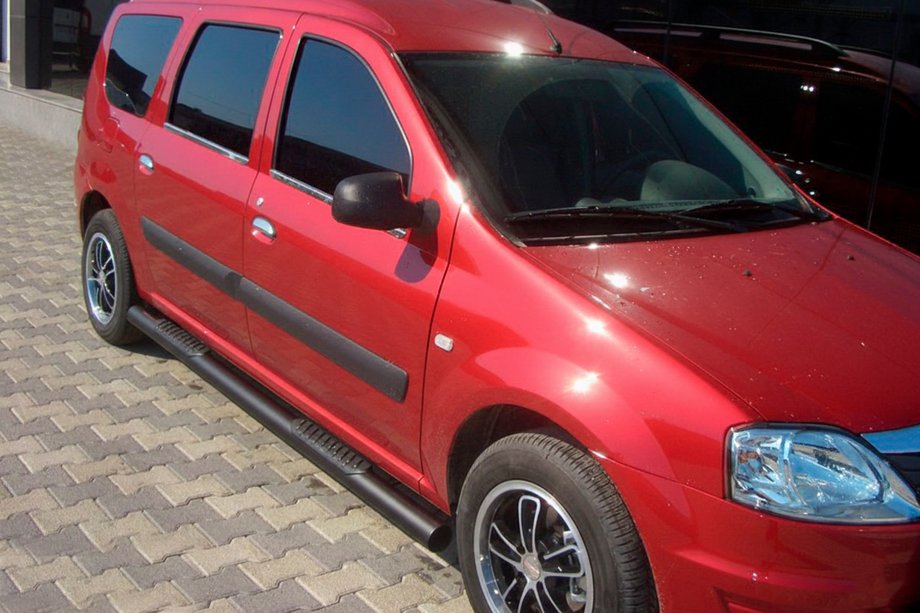 Dacia Logan MCV 2004-2014 Rury Boczne Black (2 szt., Stal Nierdzewna) Image