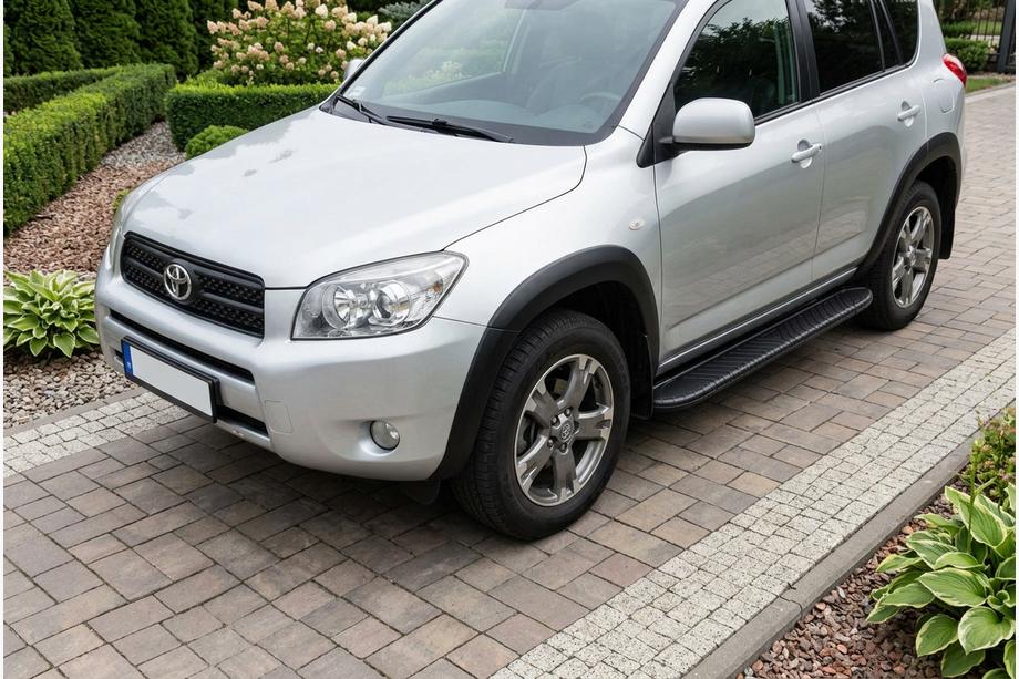 Toyota Rav 4 2006-2013 Progi Boczné Bosphorus Black (2 szt., Aluminium) Image