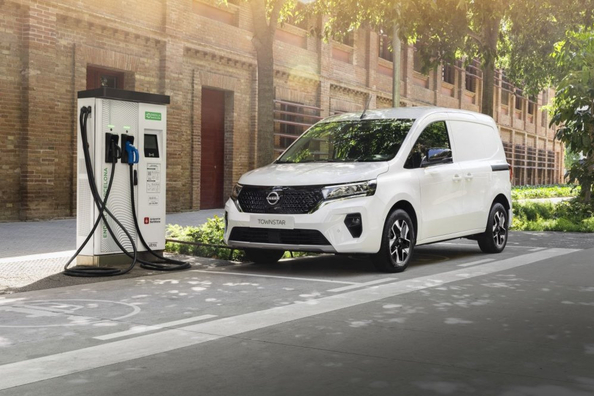 Nissan Townstar Van: Kompaktowy miejski samochod dostawczy Zdjęcie 2