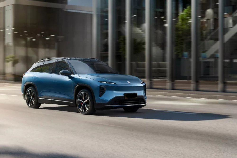Test Nio ES7: mocny elektryczny crossover z zasięgiem do 930 km