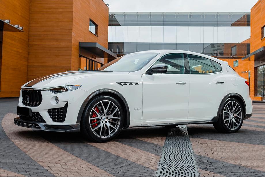 Maserati Levante 2016- Zestaw pakietu nadwozia LRT-Design Carbon Image