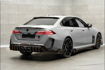 BMW 5/i5 Series G60/G60E/G61 2023- Zestaw pakietu nadwozia MNSR Carbon (do M5, kuty karbon) zdjęcia 3