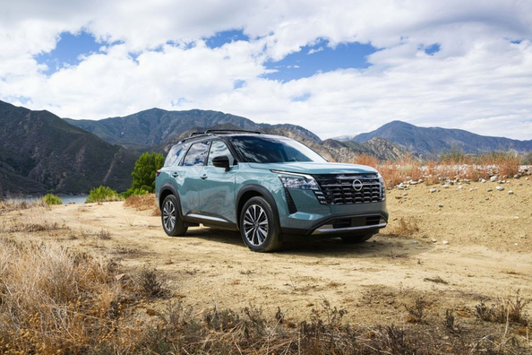 Nissan Pathfinder 2026 – recenzja: odświeżony rodzinny SUV Zdjęcie 2