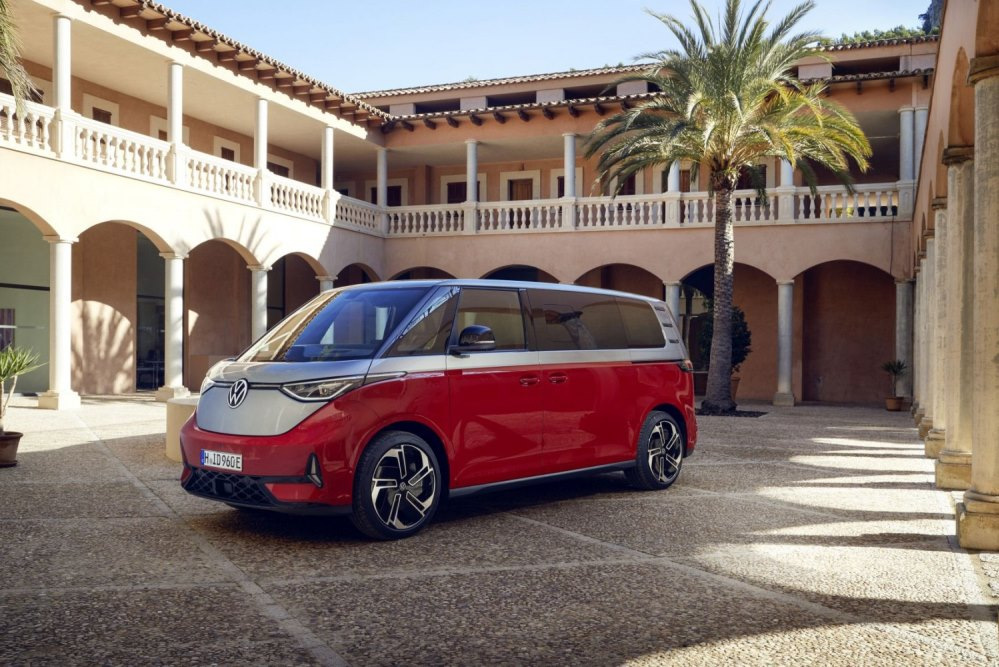 Test Volkswagen ID. Buzz GTX (Long, 91 kWh): Najmocniejszy elektryczny minivan