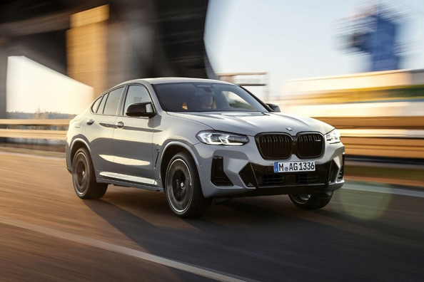 BMW X4 (G02 LCI): test coupe-crossovera