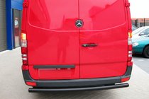 Mercedes Sprinter W906 2006–2018 Tylny Ochraniacz AK002 Czarny (Stal Nierdzewna) zdjęcia 2