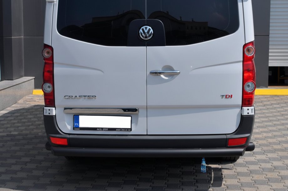 Volkswagen Crafter 2006-2016 Tylna Belka AK002 Czarna (Stal Nierdzewna) Image