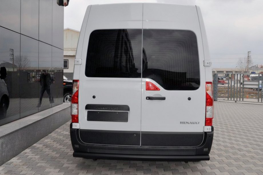Renault Master 2011-2023 Pałąk Tylny Black (Stal Nierdzewna) Image