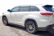 Toyota Highlander 2013-2019 Tylne narożniki Black (2 szt., stal nierdzewna) zdjęcia 2