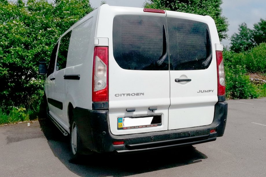 Citroen Jumpy 2007–2017 Tylna Belka Double Black (Stal Nierdzewna) Image