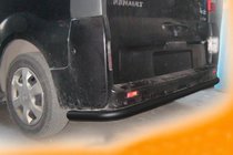 Renault Trafic 2001–2015 Tylny pałąk ochronny z narożnikami Black (nierdzewny) zdjęcia 2