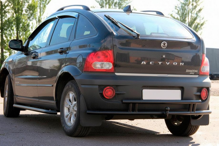 SsangYong Action 2005-2018 Tylny Pałąk AK005-2 Czarny (Stal Nierdzewna) Image