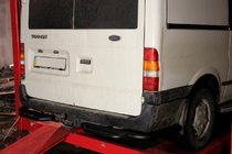 Ford Transit 2000–2014 Tylna belka ochronna AK-Special Black (nierdzewna) zdjęcia 1