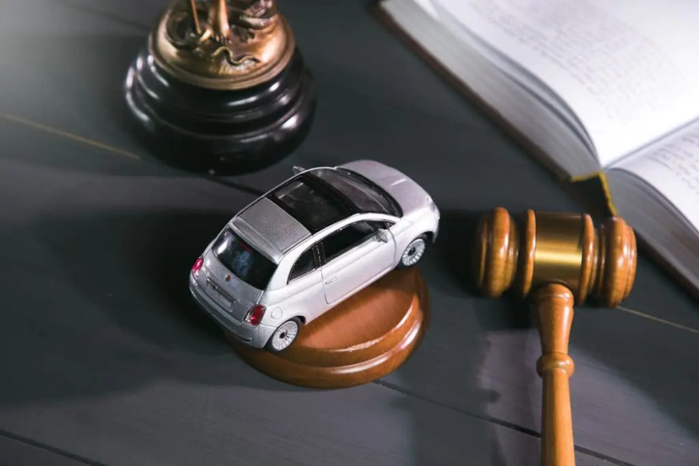 Dlaczego auto jest poszukiwane: główne powody i konsekwencje