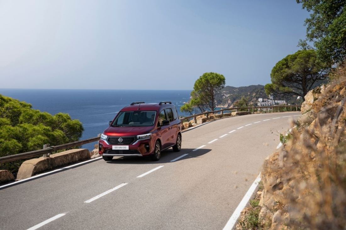 Test Nissan Townstar: praktyczny kompaktowy van do miasta i rodziny