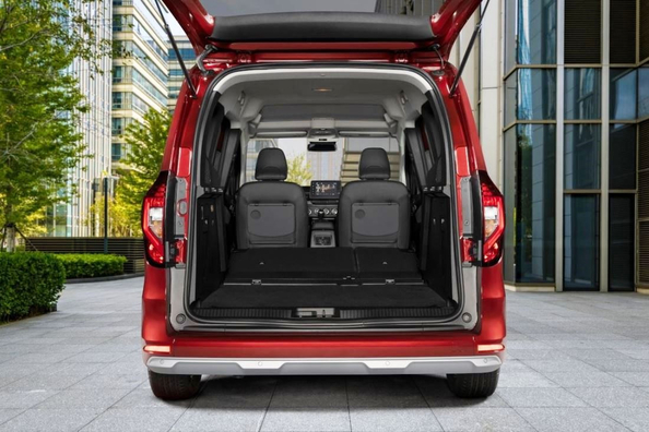 Test Nissan Townstar: praktyczny kompaktowy van do miasta i rodziny Zdjęcie 4