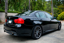 BMW 3 Series E90/E91 2005-2011 Zestaw pakietu nadwozia M-Sport (do E90 2008-2011) Pojedynczy wydech z podwójnym wylotem zdjęcia 3