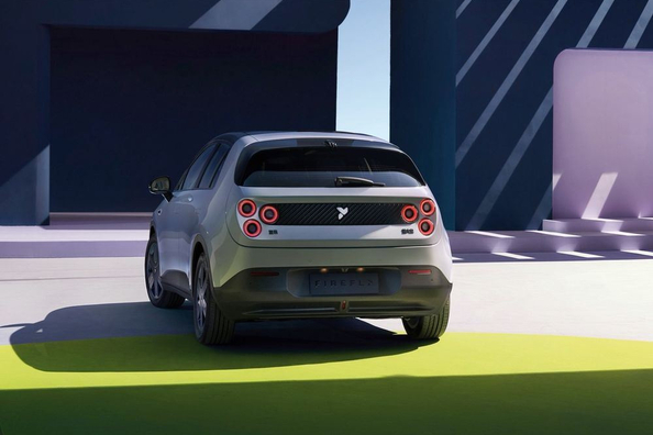 Test NIO Firefly: miejski model z napędem na tył i premiumowym akcentem Zdjęcie 3