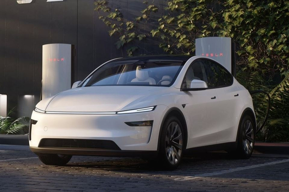 Tesla Model Y (Juniper 2025): test odświeżonego elektrycznego SUV-a