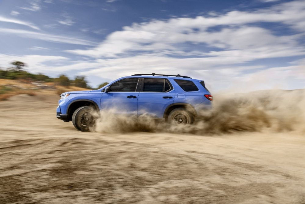 Honda Pilot TrailSport: test flagowego SUV-a w teren