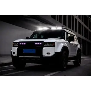 Daszek na przednią szybę z LED (Biały) Toyota Land Cruiser Prado 250 2023- zdjęcia 3