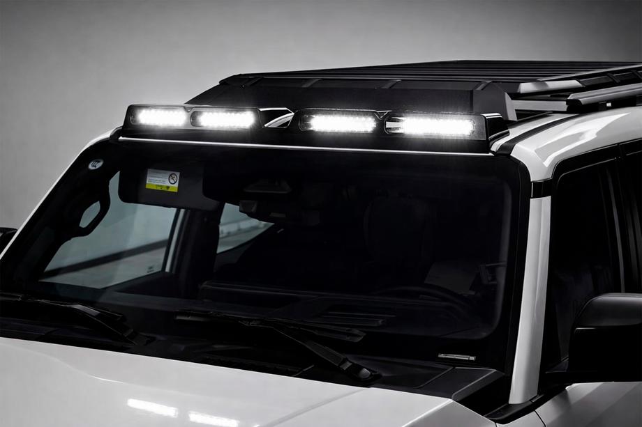 Toyota Land Cruiser Prado 250 2023- Daszek na przednią szybę z LED (Biały) Image