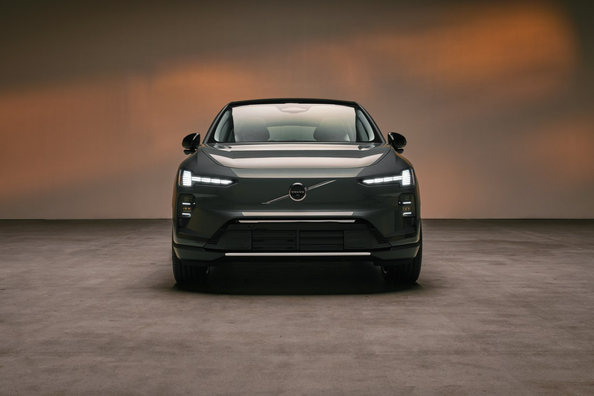 Volvo EX60 (2026): test w pełni elektrycznego crossovera klasy średniej