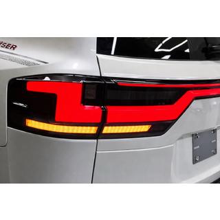 Lampy tylne V2 Toyota Land Cruiser 300 2021- zdjęcia 2