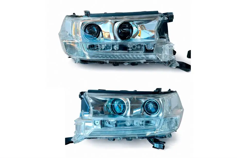 Toyota Land Cruiser 200 2007-2021 Reflektory przednie 2016+ (Standard, używane) Image