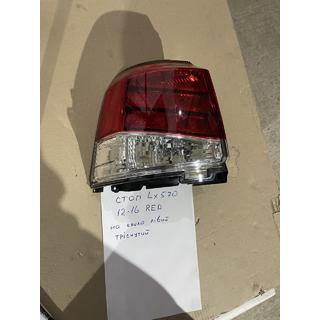 Wyprzedaż Lampa tylna stop (2012-2015) zewnętrzna lewa (na błotnik) (pęknięta) Lexus LX570/450d 2008-2022 zdjęcia 4