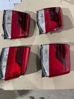 Toyota Land Cruiser 200 2007-2021 Wyprzedaż tylna lewa wewnętrzna lampa 2016-2021 (standard OEM) (na klapę bagażnika) (pęknięta) zdjęcia 6