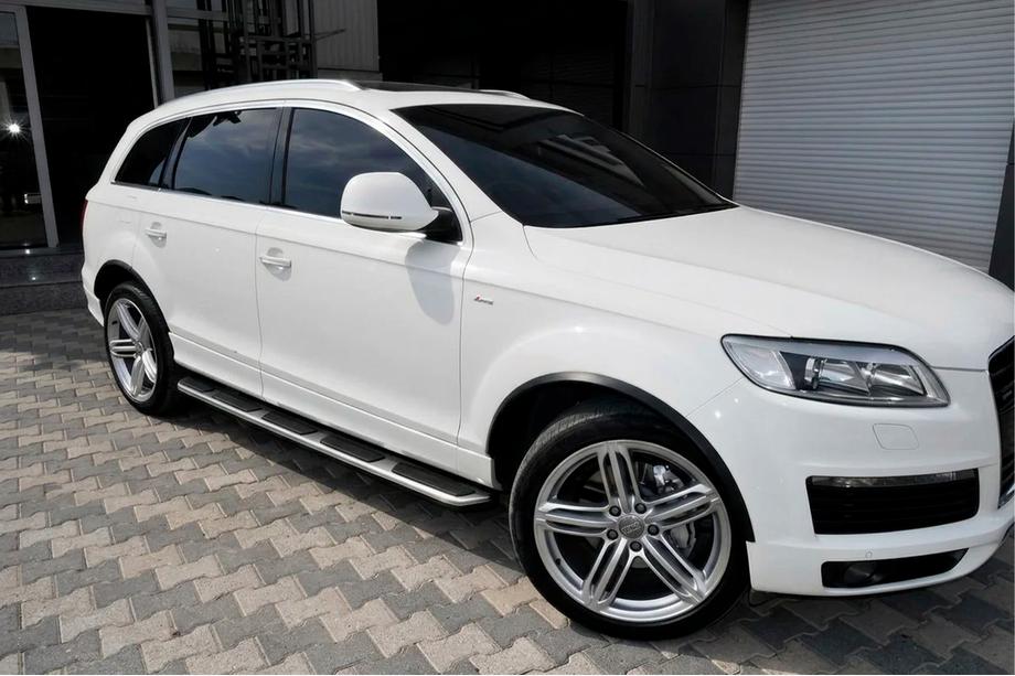 Audi Q5 2008-2017 Progi boczne OEM (bez mocowań, 2 szt., aluminium) Image