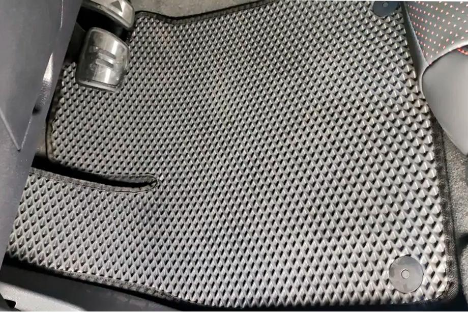Volkswagen ID.5 2022- Dywaniki EVA (czarne) Image
