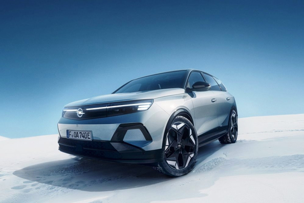 Test nowoczesnego elektrycznego crossovera Opel Grandland Electric