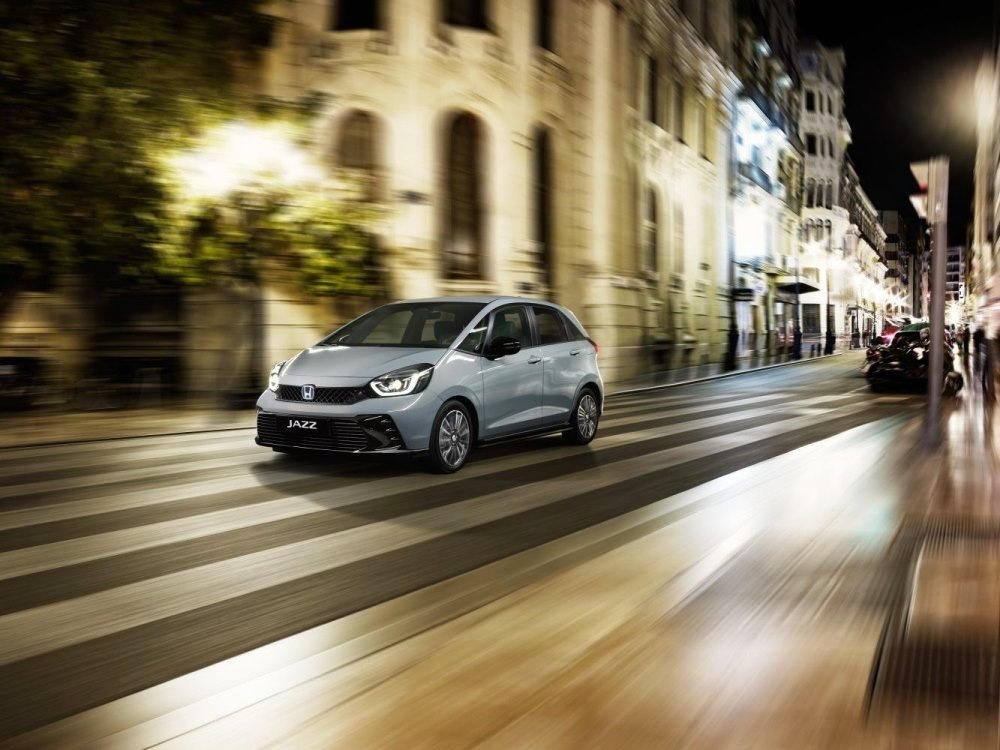 Honda Jazz IV: kompaktowa hybryda z przestronnym wnętrzem