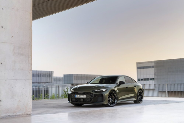 Test sedana Audi RS5: mocna hybryda plug-in od Audi Sport