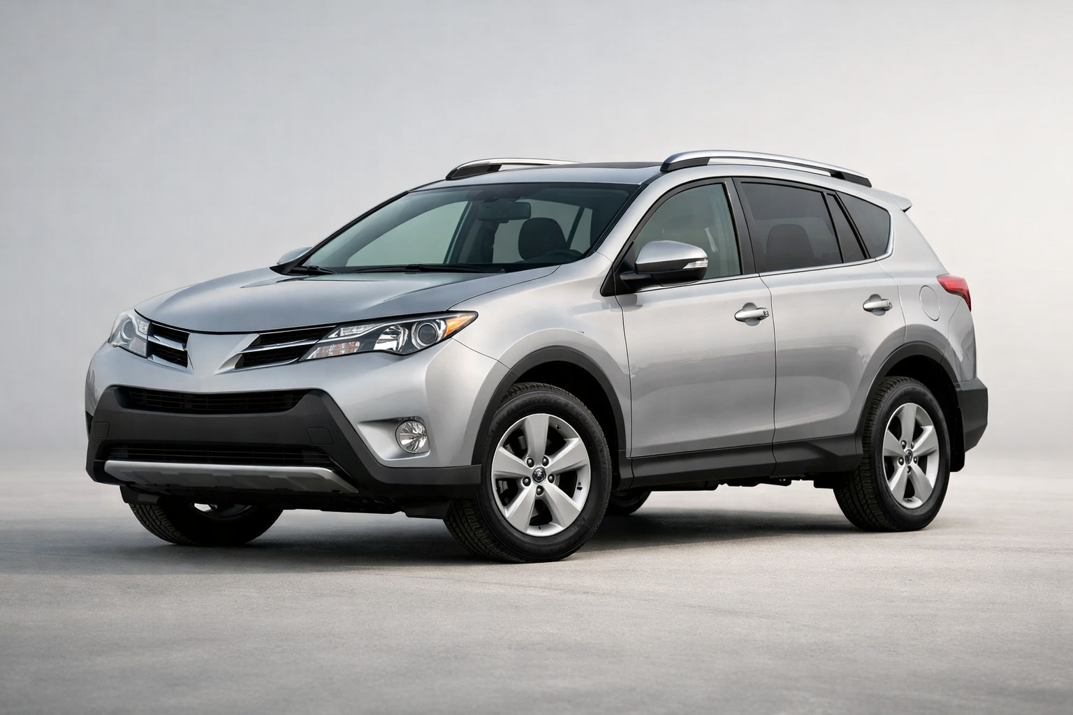 Toyota RAV4 2013–2018: test pragmatycznego crossovera bez dramatu