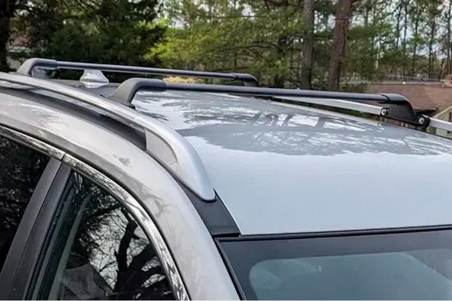 Nissan X-trail T32/Rogue 2014-2021 Belki poprzeczne bagażnika dachowego na zintegrowane relingi OEM (2 szt.) Czarny Image