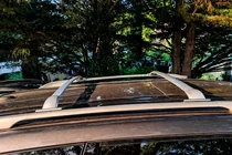 Nissan Pathfinder R52 2012-2021 Belki poprzeczne bagażnika dachowego na zintegrowane relingi OEM (2 szt.) zdjęcia 3