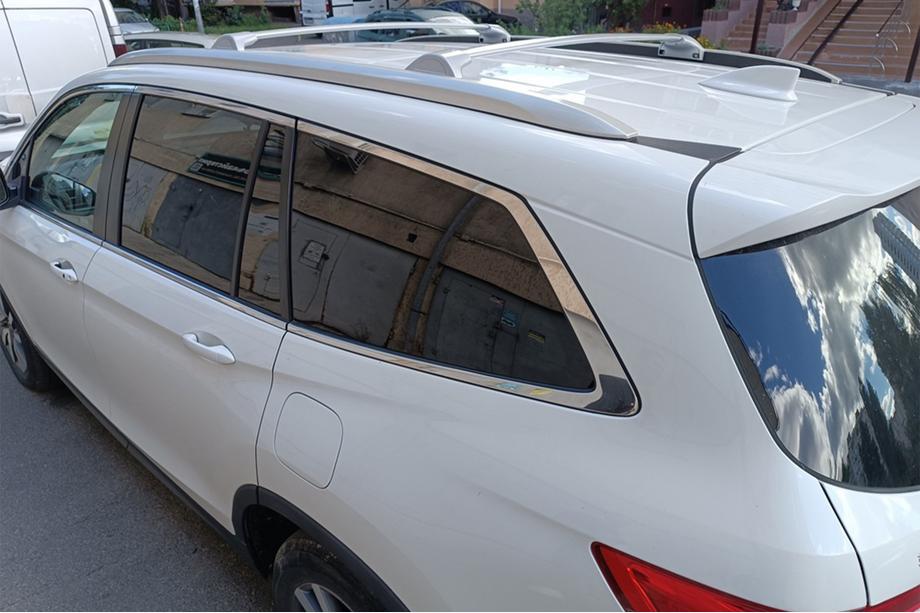 Honda Pilot 2015-2022 Belki poprzeczne bagażnika dachowego na relingi zintegrowane OEM (2 szt.) Szary Image