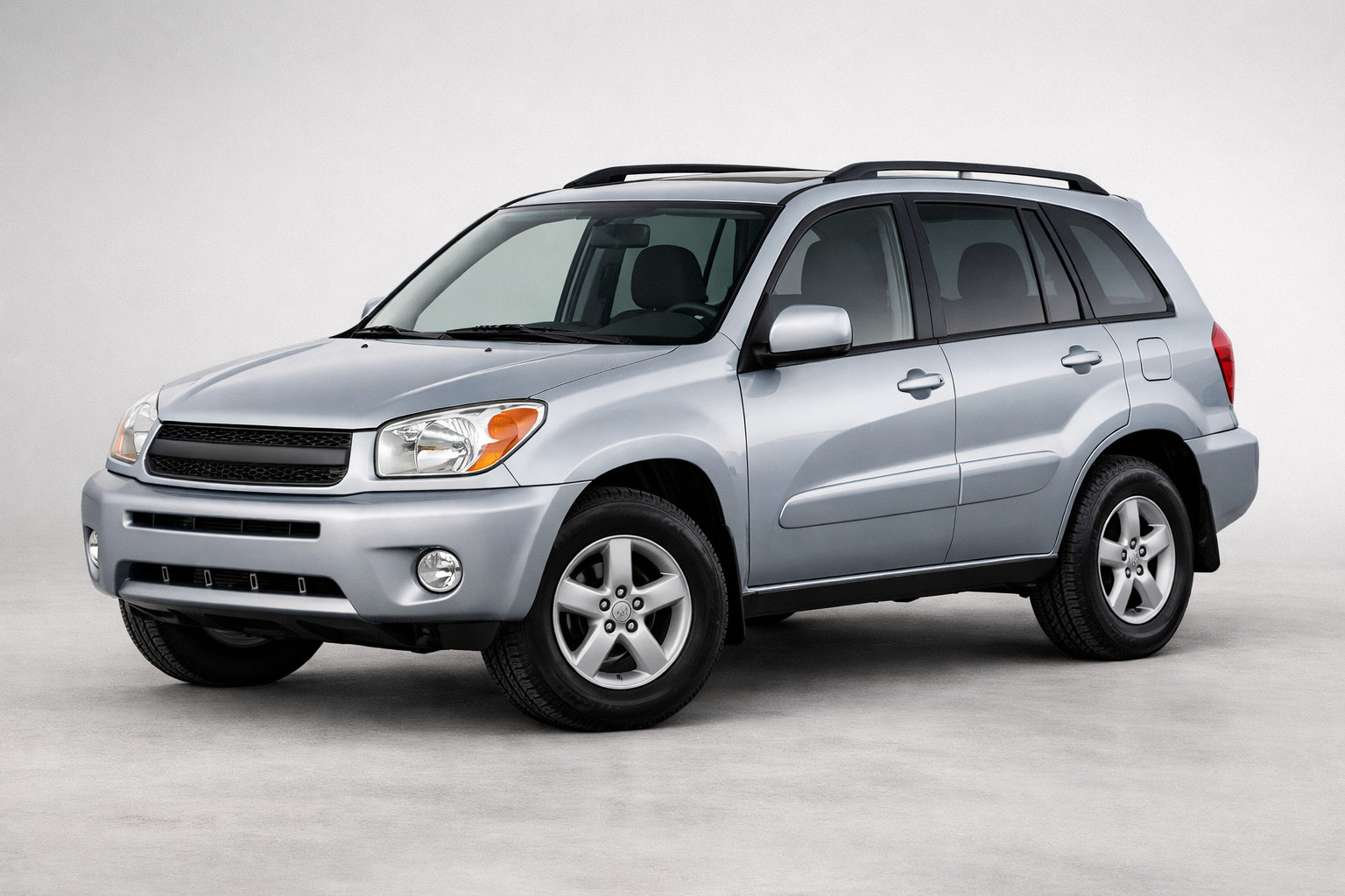 Toyota RAV4 2001-2005: co nadal jest актуальне