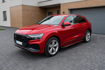 Audi Q8 2018- Progi boczne Maya Red (2 szt., Aluminium) zdjęcia 1
